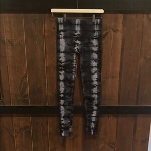 Ivivva Tie-Dye Leggings Girls Size 14